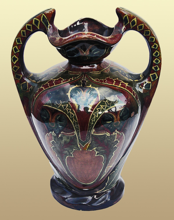 Nr.: 4, On offer decorative pottery made by Distel, Description: Plateel Vase, Height 44 cm width 31,5 cm, period: Year 1895-1923, Decorator : CW, 